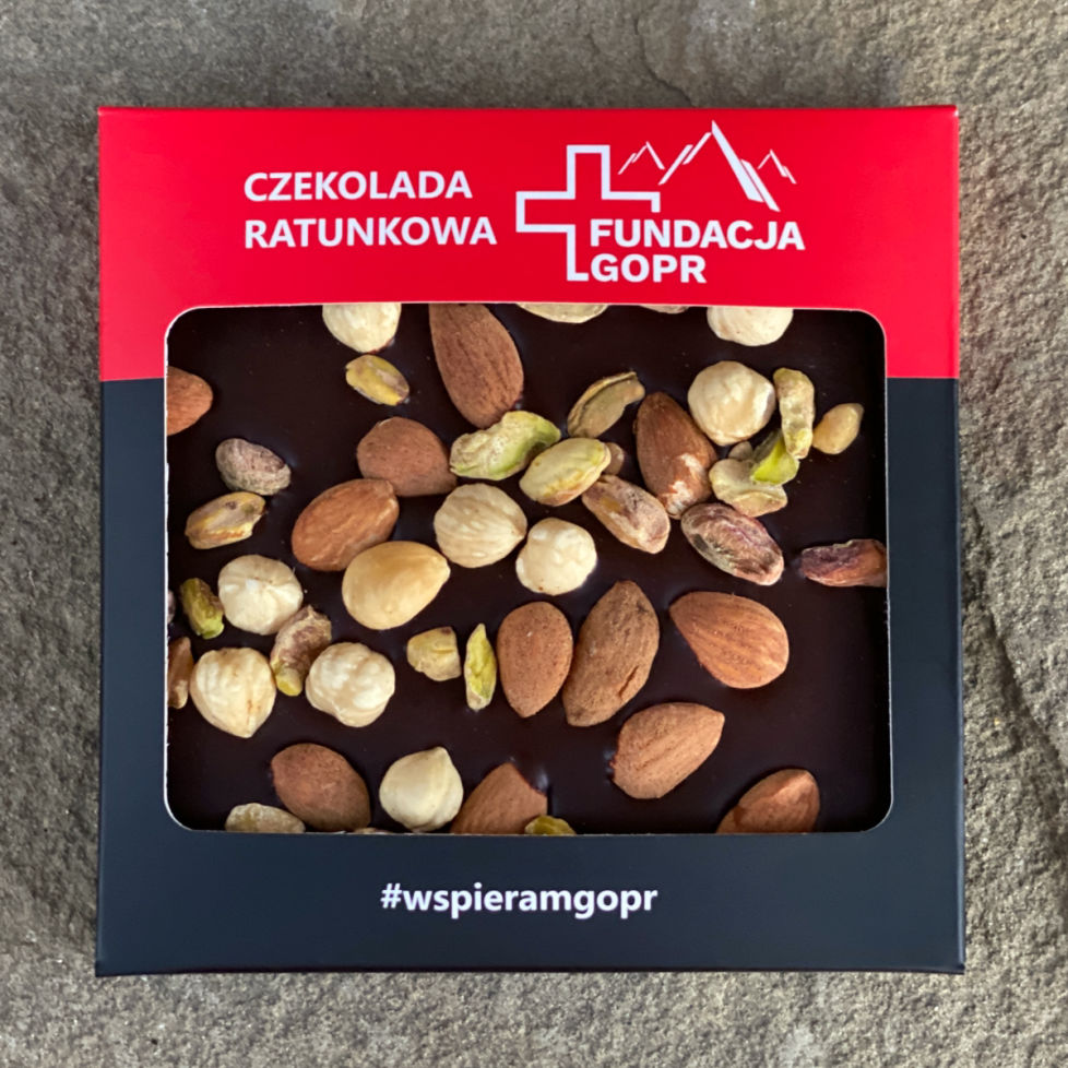 CZEKOLADA GORZKA Z ORZECHAMI